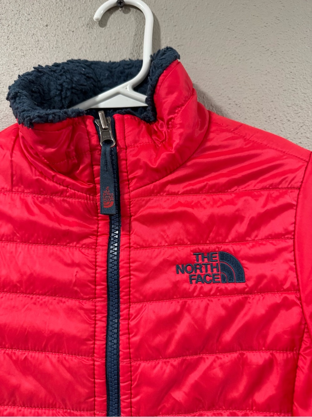 The North Face Girls Mossbud Swirl Reversible Jacket - Picture 8 of 11